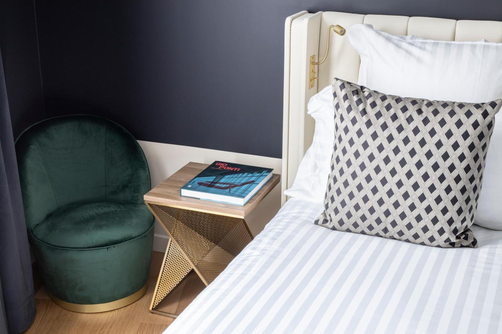Hotel Parisianer Ngoại thất bức ảnh